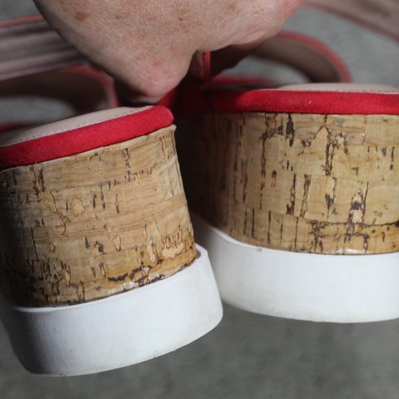 Steve Madden "Sabrina" Size 7.5M Red Suede Platform Sandals - Picture 6 of 7